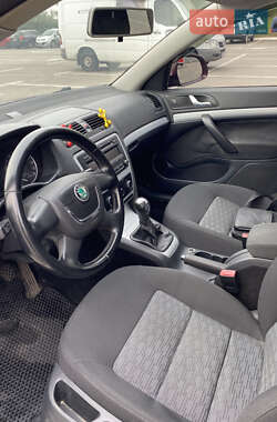 Универсал Skoda Octavia 2010 в 