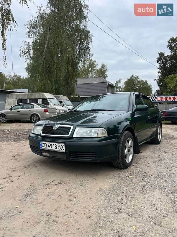 Лифтбек Skoda Octavia 2000 в Чернигове