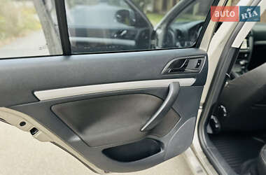 Лифтбек Skoda Octavia 2011 в 
