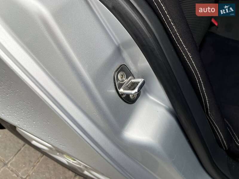 Ліфтбек Skoda Octavia 2012 в Львові