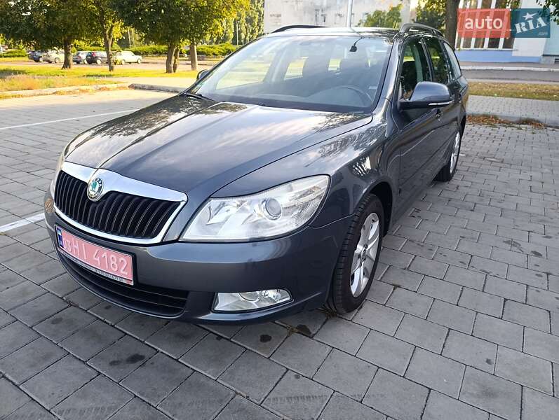 Универсал Skoda Octavia 2010 в Черкассах фото 8 Универсал Skoda Octavia 2010 в Черкассах