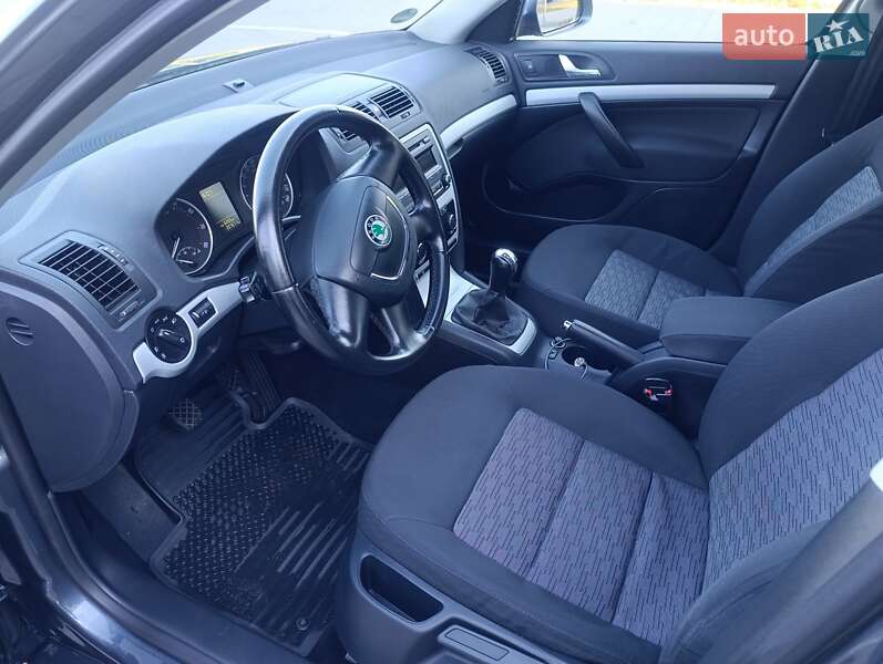 Универсал Skoda Octavia 2010 в Черкассах фото 15 Универсал Skoda Octavia 2010 в Черкассах