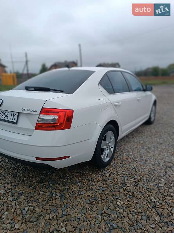 Лифтбек Skoda Octavia 2017 в Калуше