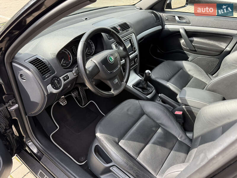 Универсал Skoda Octavia 2009 в Луцке