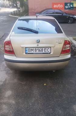 Лифтбек Skoda Octavia 2005 в 