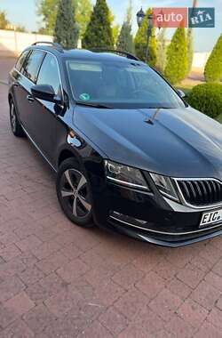 Универсал Skoda Octavia 2018 в Стрые