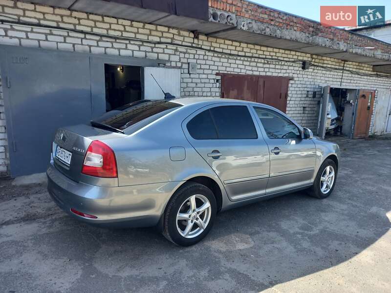 Лифтбек Skoda Octavia 2012 в Николаеве