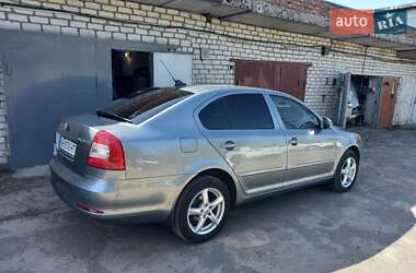 Лифтбек Skoda Octavia 2012 в 