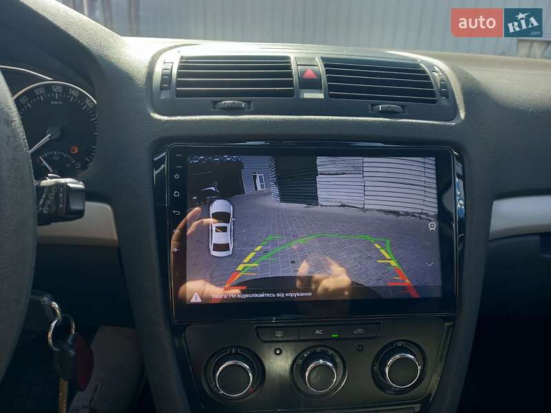 Лифтбек Skoda Octavia 2012 в Николаеве