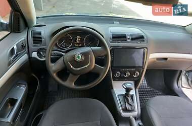 Лифтбек Skoda Octavia 2012 в 