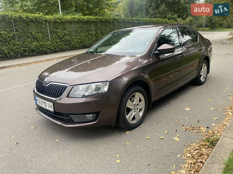Лифтбек Skoda Octavia 2016 в Киеве