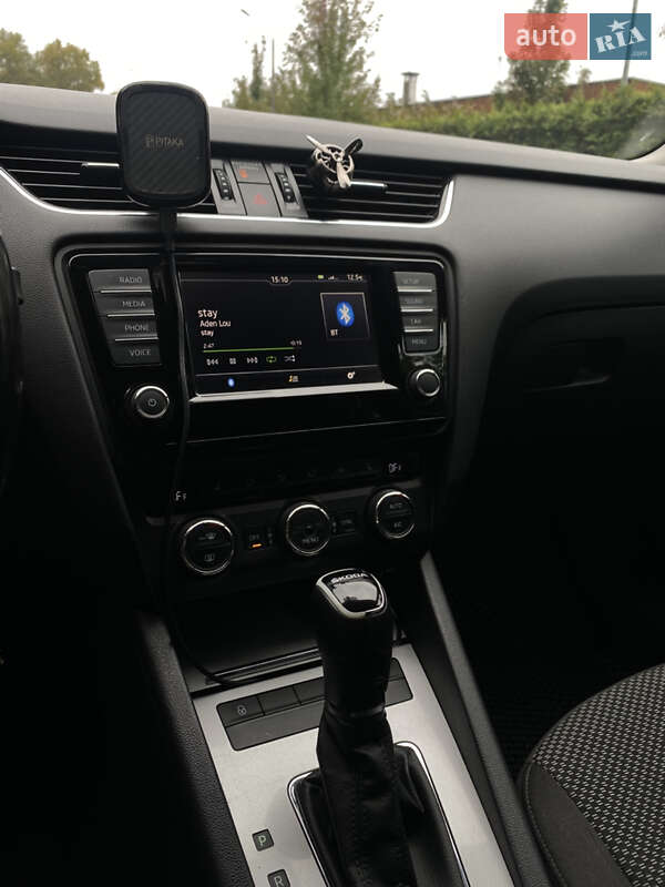 Лифтбек Skoda Octavia 2016 в Киеве