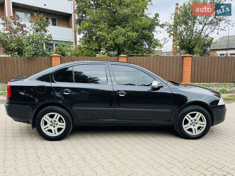 Ліфтбек Skoda Octavia 2007 в Ромнах фото Ліфтбек Skoda Octavia 2007 в Ромнах