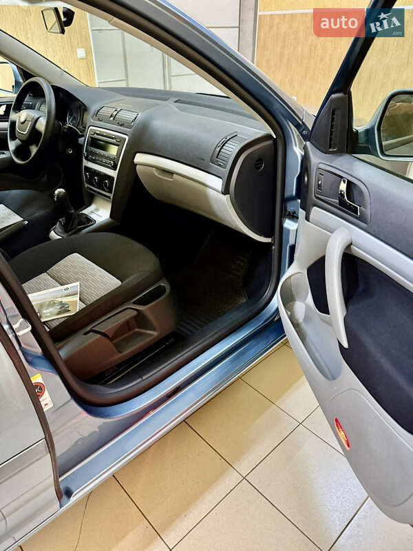 Лифтбек Skoda Octavia 2009 в Хмельницком