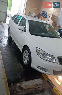 Универсал Skoda Octavia 2010 в Ровно