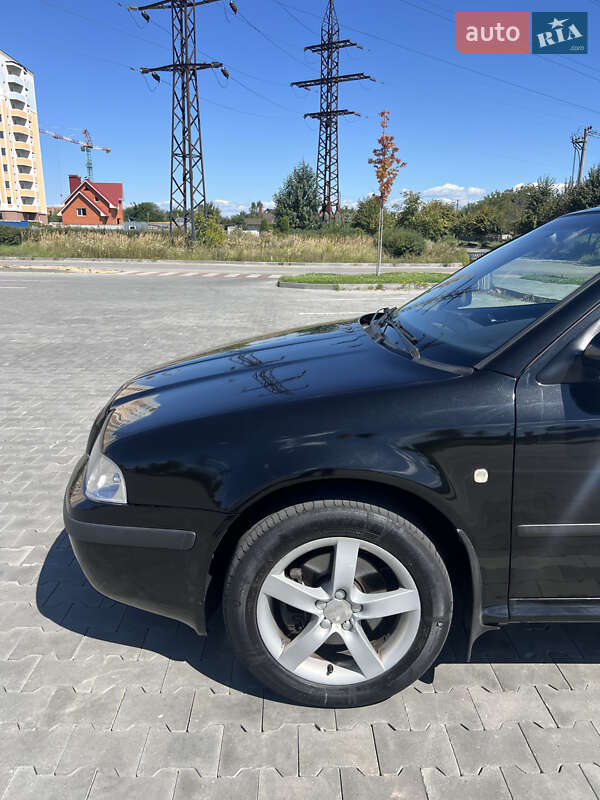 Ліфтбек Skoda Octavia 2005 в Києві