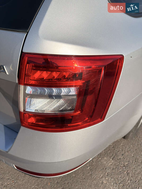 Універсал Skoda Octavia 2017 в Путивлі