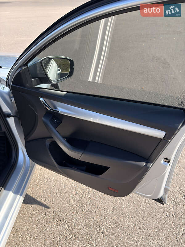 Універсал Skoda Octavia 2017 в Путивлі