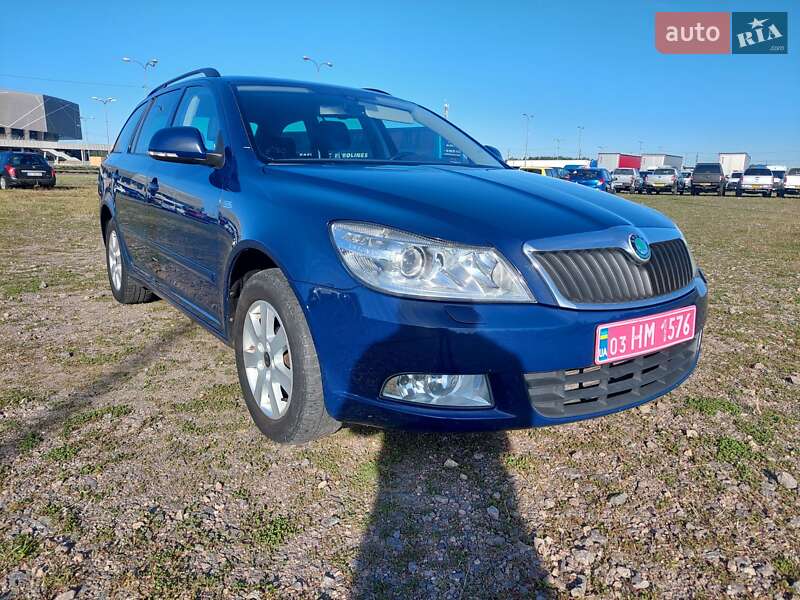 Універсал Skoda Octavia 2011 в Львові фото 22 Універсал Skoda Octavia 2011 в Львові