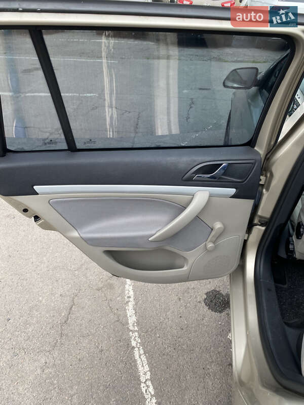 Універсал Skoda Octavia 2005 в Коцюбинському