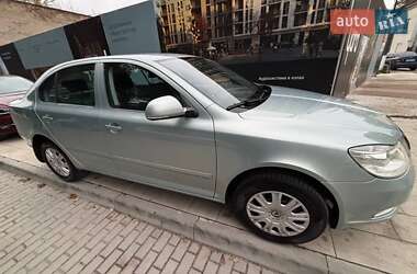 Лифтбек Skoda Octavia 2012 в 