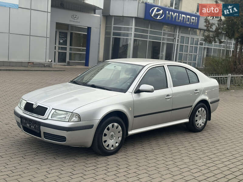 Лифтбек Skoda Octavia 2008 в Ровно