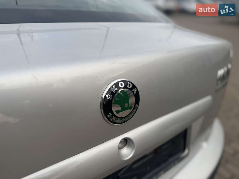 Лифтбек Skoda Octavia 2008 в Ровно