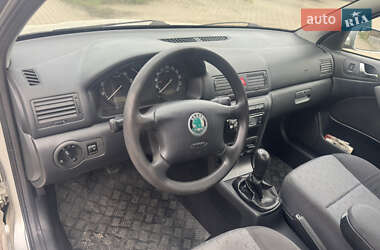 Лифтбек Skoda Octavia 2008 в 