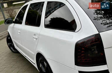 Универсал Skoda Octavia 2009 в 
