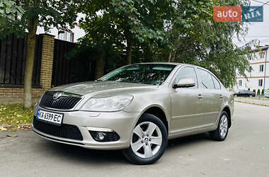 Лифтбек Skoda Octavia 2011 в Киеве