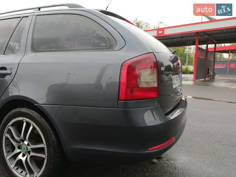 Універсал Skoda Octavia 2010 в Вінниці