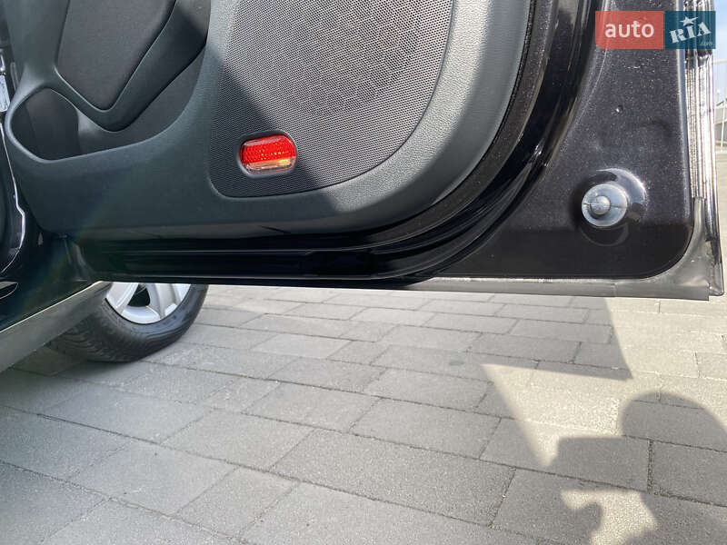 Универсал Skoda Octavia 2011 в Луцке фото 26 Универсал Skoda Octavia 2011 в Луцке