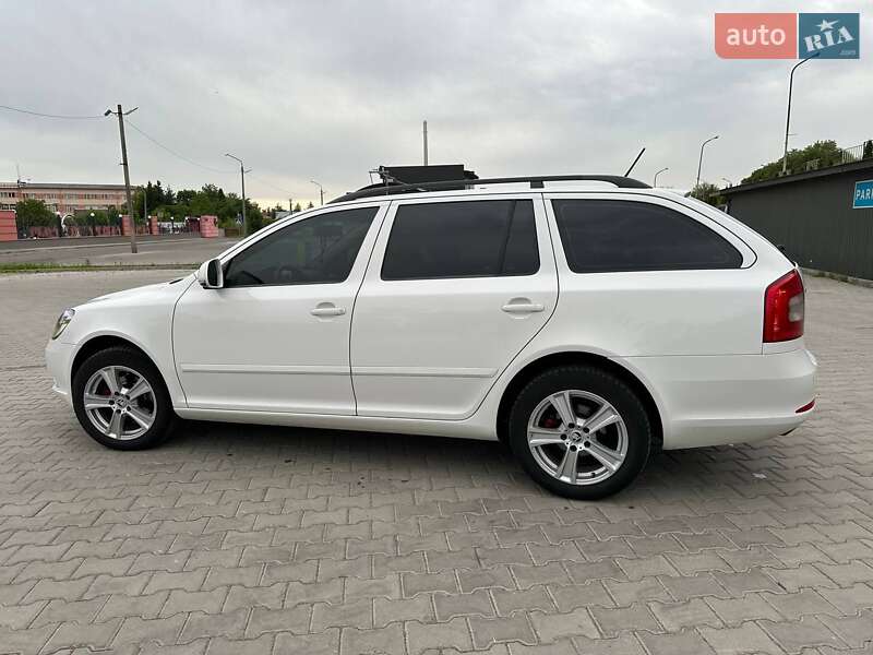 Универсал Skoda Octavia 2011 в Бориславе