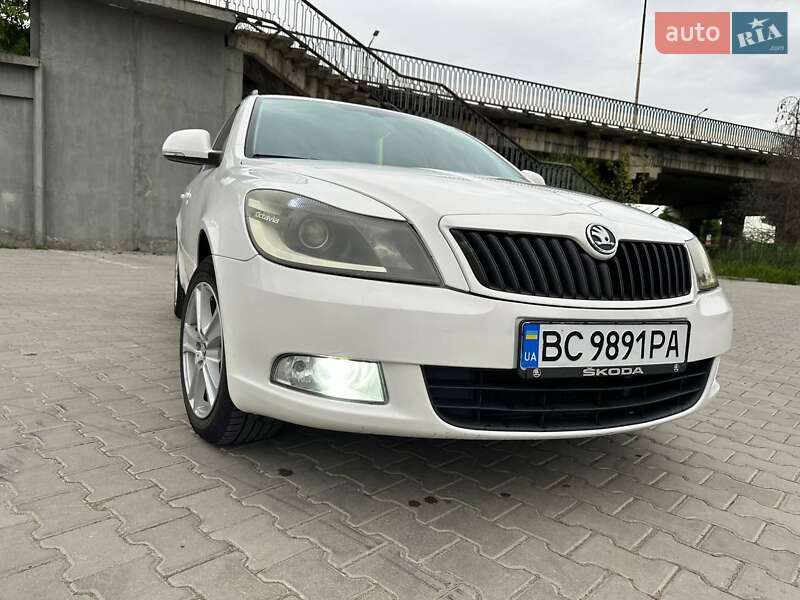 Универсал Skoda Octavia 2011 в Бориславе