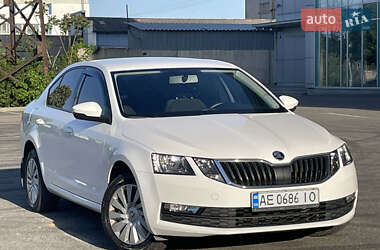Лифтбек Skoda Octavia 2018 в Днепре