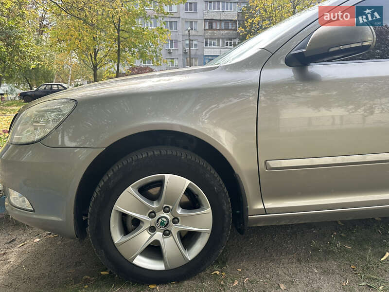 Ліфтбек Skoda Octavia 2012 в Павлограді