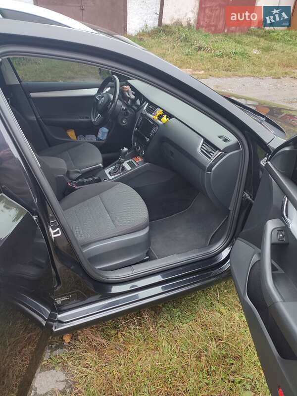 Універсал Skoda Octavia 2016 в Шепетівці