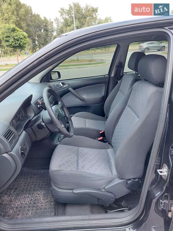 Ліфтбек Skoda Octavia 2006 в Черкасах