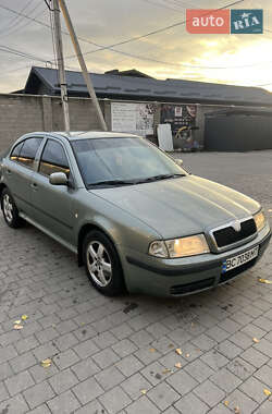 Ліфтбек Skoda Octavia 2001 в Львові