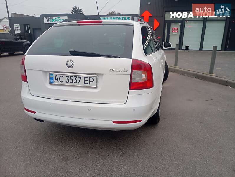 Універсал Skoda Octavia 2009 в Володимирі