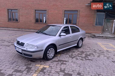 Ліфтбек Skoda Octavia 2002 в Теофіполі