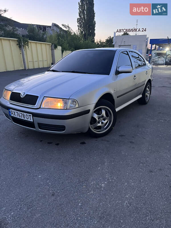 Ліфтбек Skoda Octavia 2005 в Харкові