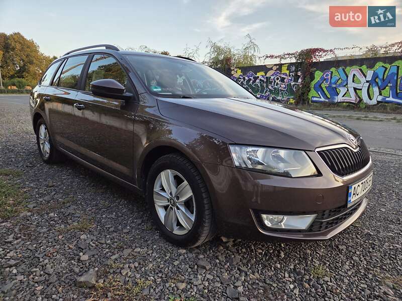 Универсал Skoda Octavia 2013 в Луцке фото 3 Универсал Skoda Octavia 2013 в Луцке