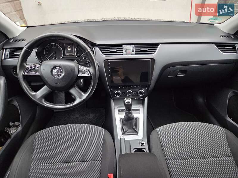 Универсал Skoda Octavia 2013 в Луцке фото 14 Универсал Skoda Octavia 2013 в Луцке