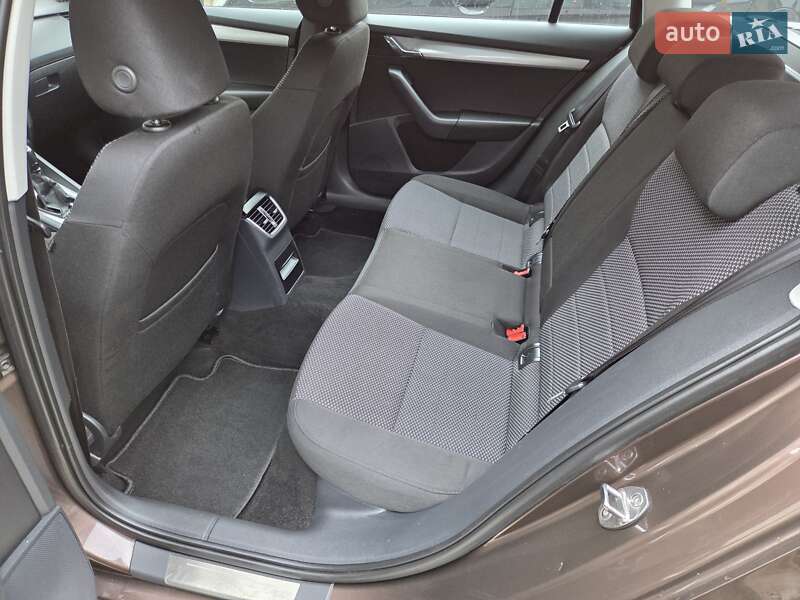 Универсал Skoda Octavia 2013 в Луцке фото 29 Универсал Skoda Octavia 2013 в Луцке