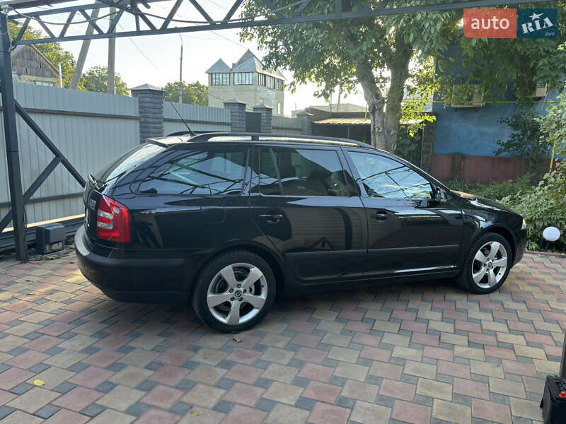 Універсал Skoda Octavia 2007 в Ворзелі