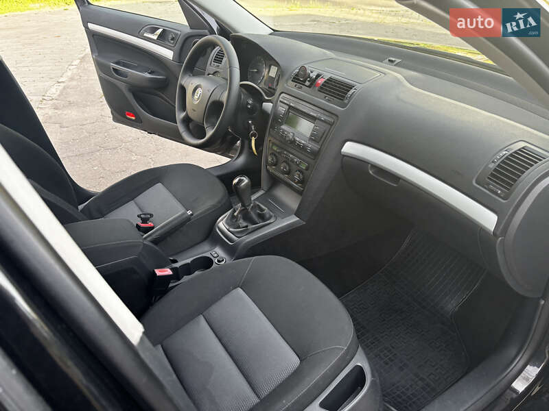 Універсал Skoda Octavia 2007 в Ворзелі