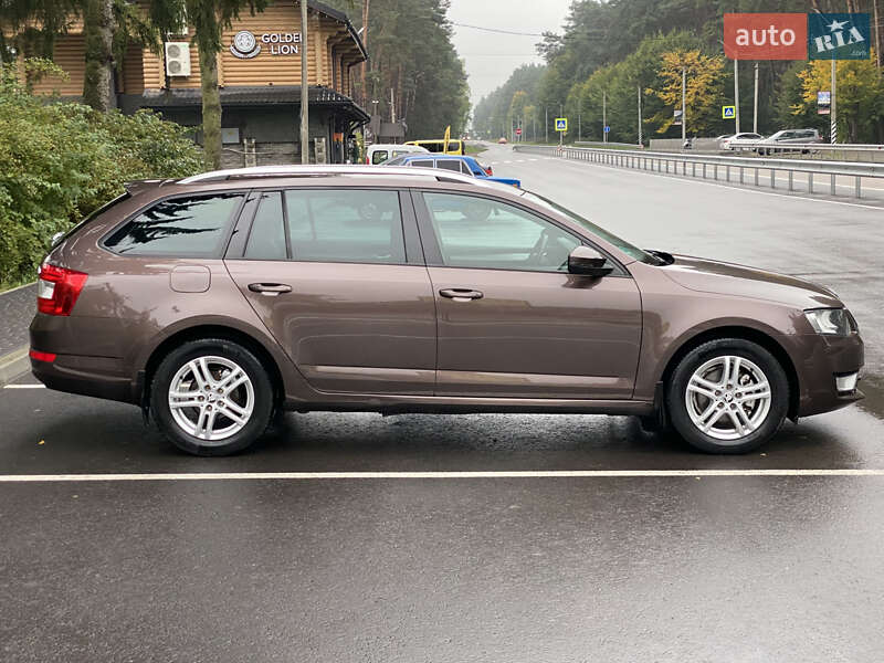 Универсал Skoda Octavia 2016 в Смыге