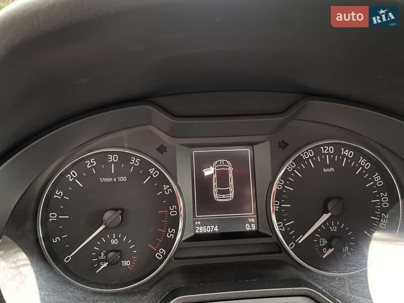 Универсал Skoda Octavia 2016 в Смыге