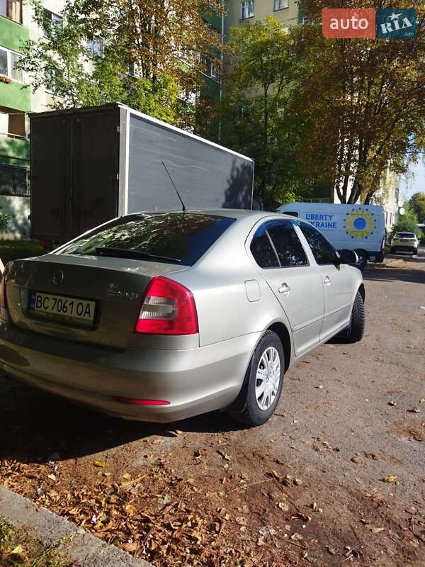Лифтбек Skoda Octavia 2010 в Львове фото 8 Лифтбек Skoda Octavia 2010 в Львове